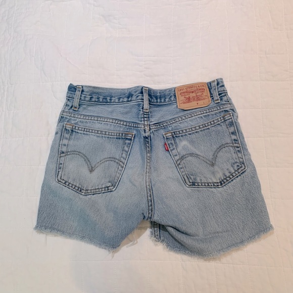 Vintage Levi Cut-off  High-rise Jean Shorts - Picture 3 of 7